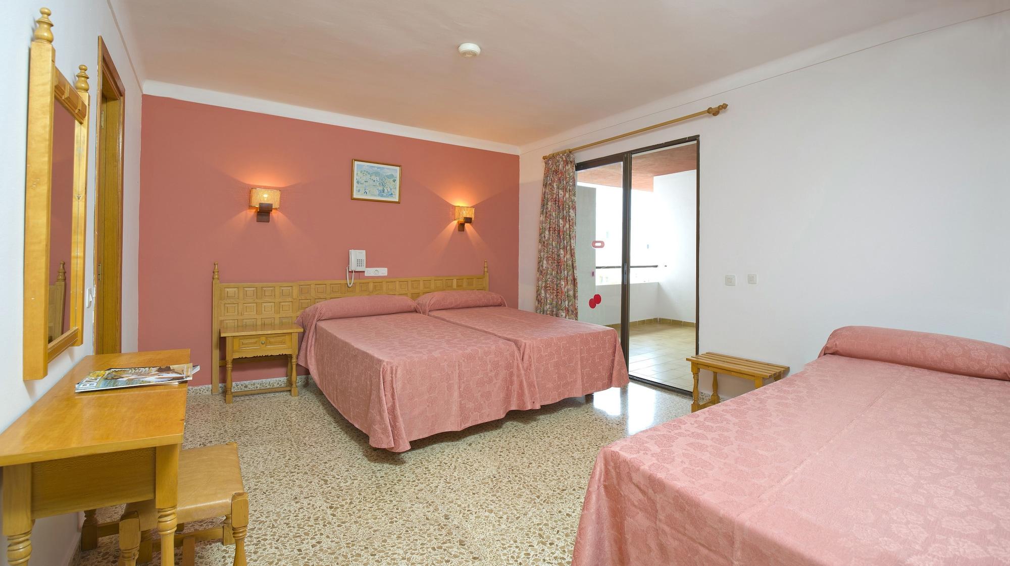Casual Bahia Ibiza Hotel 3*